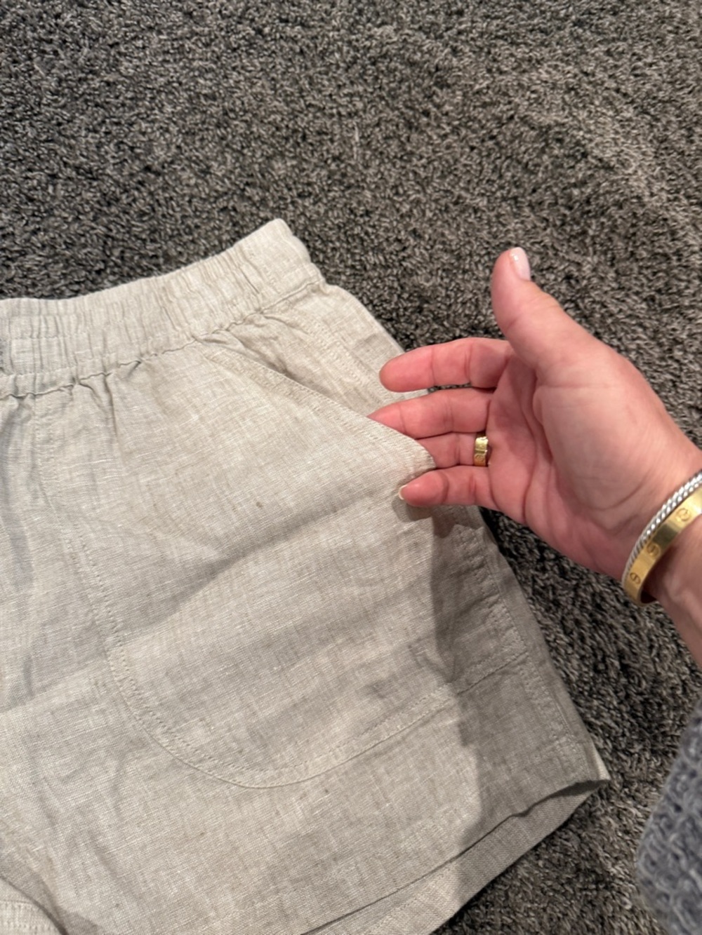 NWT Quince 100% Linen Shorts. Size small. - Picture 6 of 6